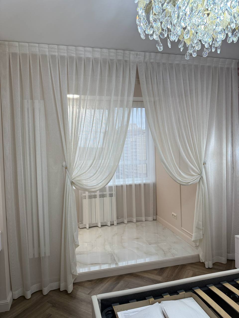 Современная кухня-гостиная